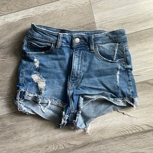 H&M jean shorts size 4